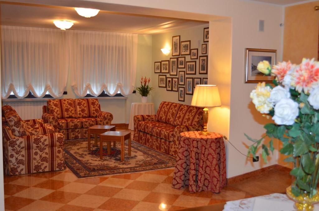 Hotel Olioso 3*