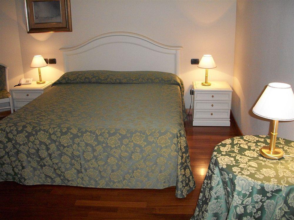 Olioso 3* Peschiera del Garda