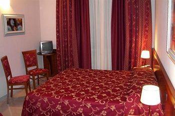 Olioso Hotel