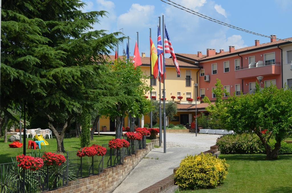 Olioso Hotel 3*